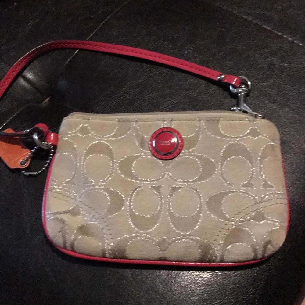 Wristlet